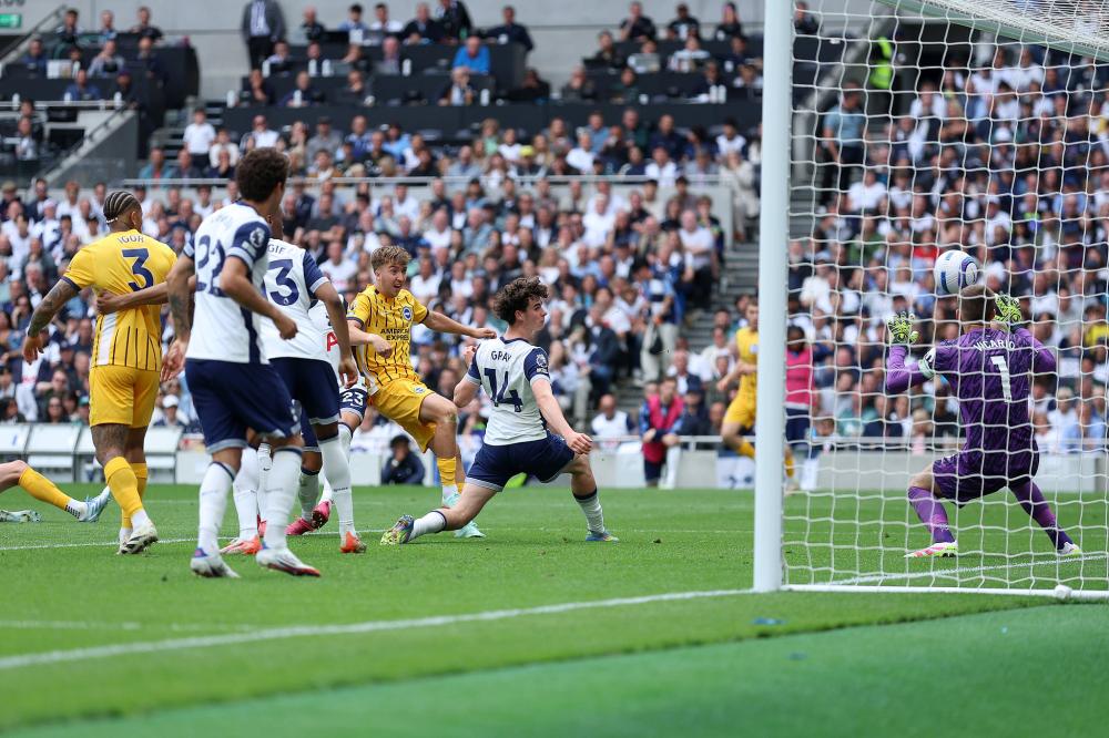 曼城VS桑德兰：蓝月风暴迎战黑马奇迹，伊蒂哈德攻防大战一触即发